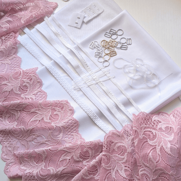 Zestaw do uszycia kompletu bielizny Blanc Rose