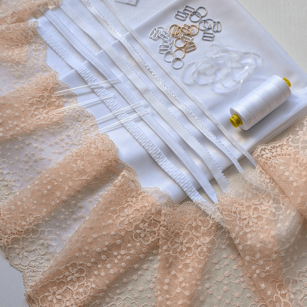 Zestaw do uszycia kompletu bielizny Blanc Praline